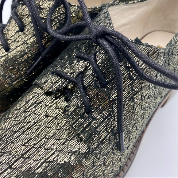 πLouise et Cie Gold Inlay Oxfords - Picture 6 of 8